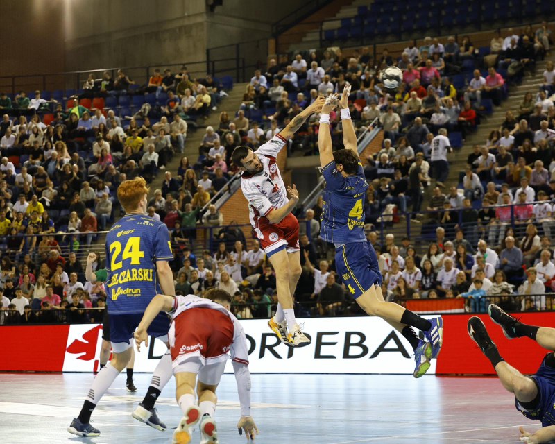 Irudek Bidasoa Irunek garaipen sendoa lortu zuen Logroñon