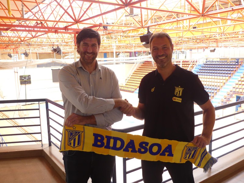 JEROME FERNANDEZ CD BIDASOAKO ENBAXADORE IZANEN DA IPARRALDEAN