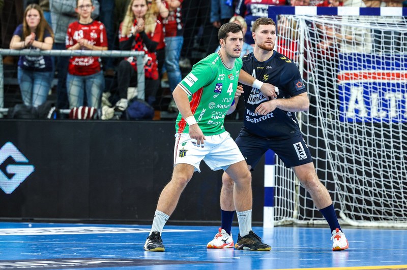 Marco Jevtic-ek 2028ra arte sinatu du Bidasoarekin