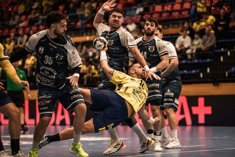 Nekez, baina garaipena eskuratu zuen Bidasoak Cangasen kontra