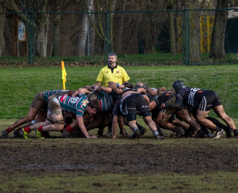 Porrot bana jaso zuen Txingudi Rugby Klubeko seniorrek asteburuan