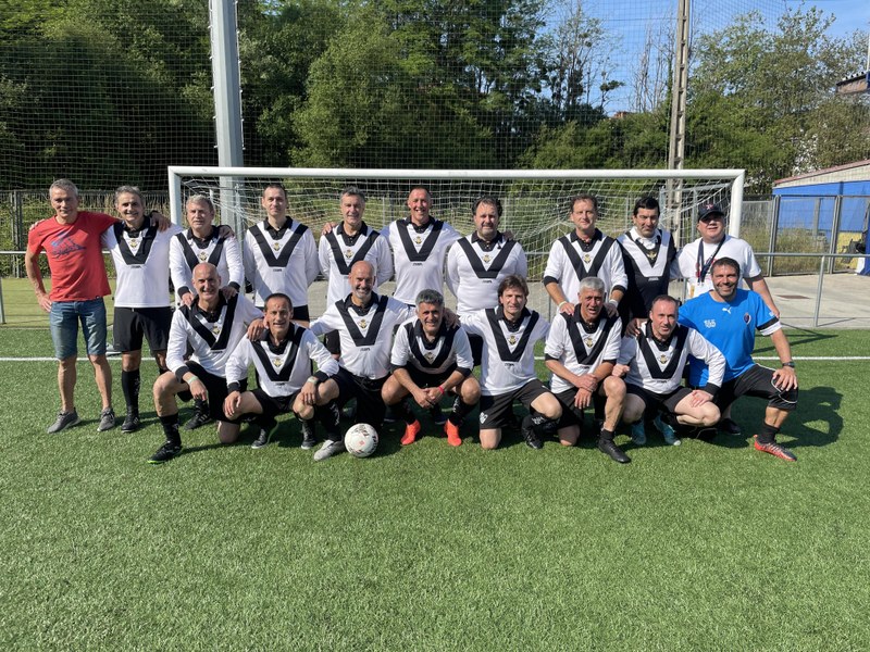 REAL UNIONGO BETERANOAK FINALERDIETAKO ATARIAN GELDITU ZIREN DONOSTI MASTERS CUP TXAPELKETAN