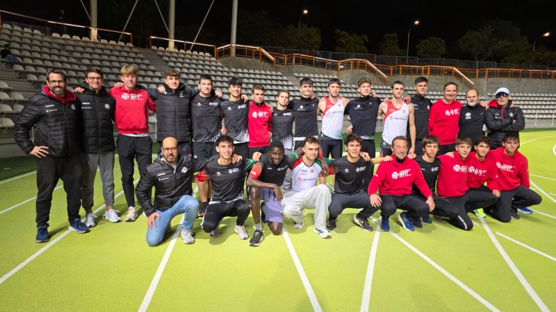 Super Amara BAT taldeak Espainiako 20 urtez azpiko kluben arteko txapelketan bortzgarren Super Amara BAT taldeak Espainiako 20 urtez azpiko kluben arteko txapelketan bortzgarren